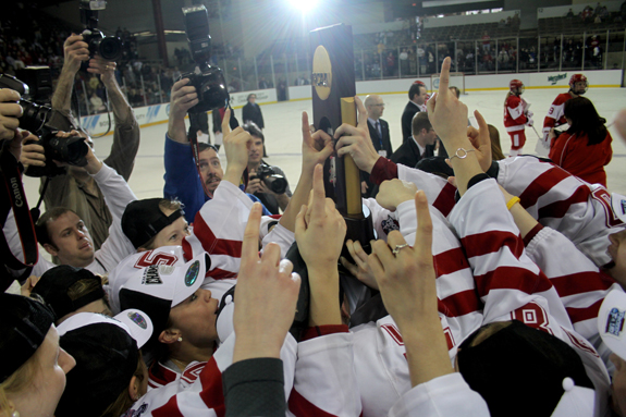 Ethan Magoc photo: Wisconsin's women's hockey team hoists the NCAA championship trophy on Sunday, March 20, 2011 at Tullio Arena.